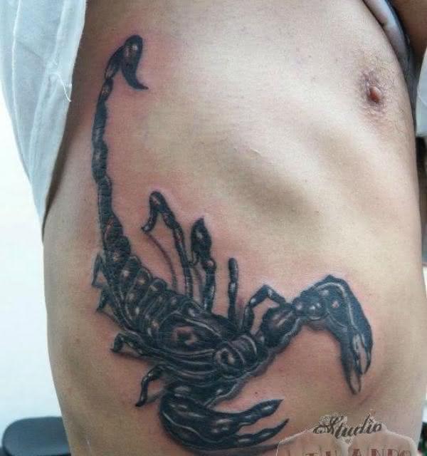 tattoo-escorpiao-costela-540x576