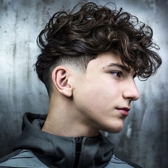 corte masculino cabelo enrolado